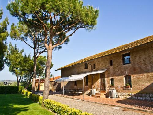 Grosseto Apartment Sleeps 4 Pool Air Con T247642