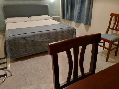 Hostal Gemini Camere E Suites