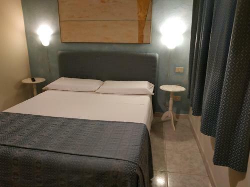 Hostal Gemini Camere E Suites