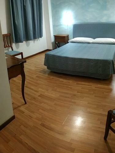 Hostal Gemini Camere E Suites