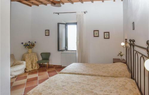 Four-bedroom Apartment In Montepulciano (si)