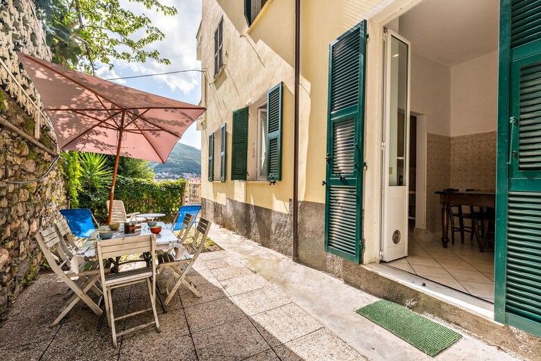 Lia Apartment