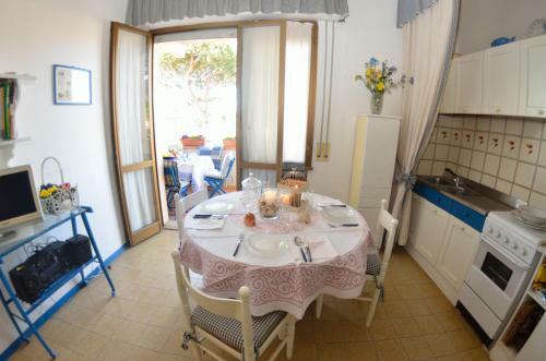 Apartamento Very Nice Flat Delfino 300 Mt From The Sea