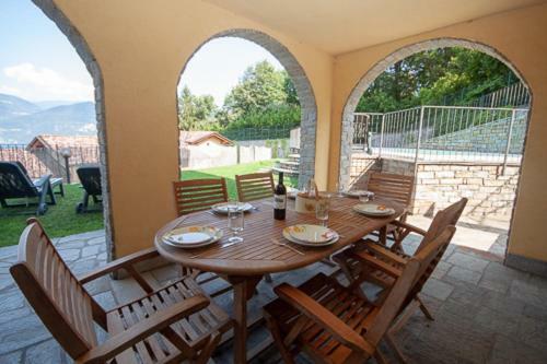 Villa Le Rose Sleeps 8