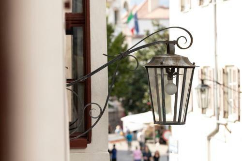 R�ssl Bianco B&b&b