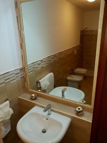 Hostal Affittacamere Lacampana
