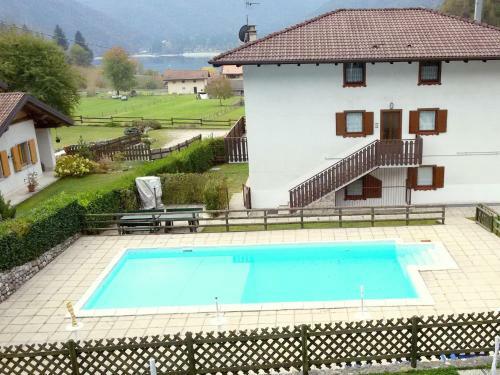 Gorgeous Apartment In Val Di Ledro With Private Terrace