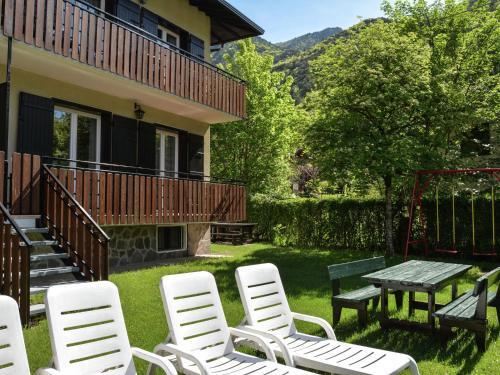 Gorgeous Apartment In Val Di Ledro With Private Terrace