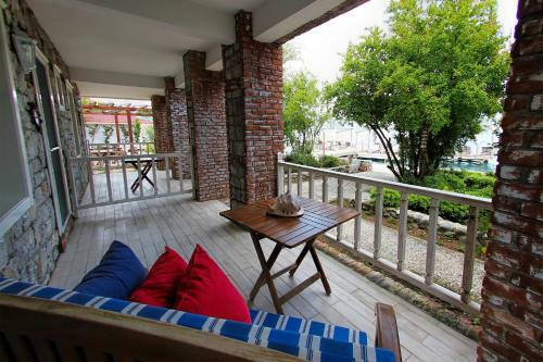 Hostal Losta Sahil Evi
