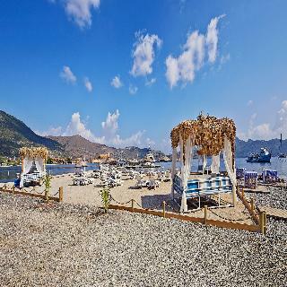 Admiral Beach Hotel