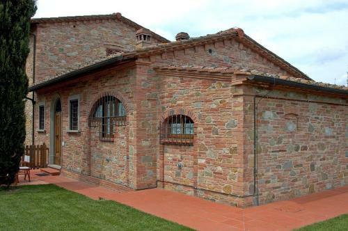 Montaione Apartment Sleeps 4
