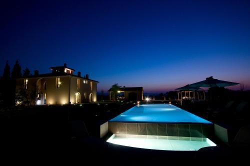 Montelopio Villa Sleeps 9 Pool Air Con Wifi