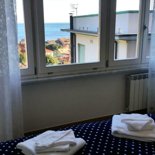 Stunning Seaview Apartment