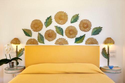 Marina Del Cantone Villa Sleeps 14 Air Con
