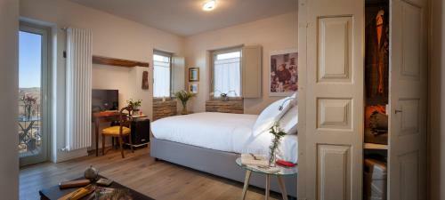 Hostal Borgese Camere E Suites
