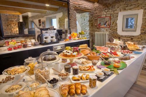 Hostal Borgese Camere E Suites