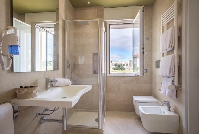 Netum Hotel