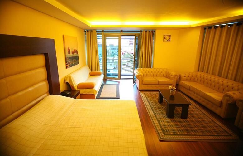 Hotel Vlora International