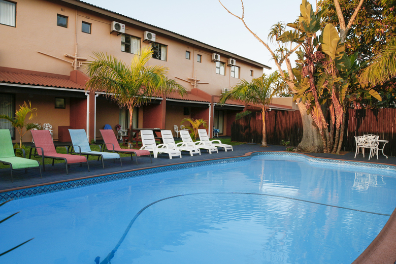 Elephant Lake Hotel