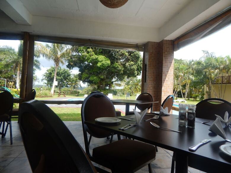 Elephant Lake Hotel