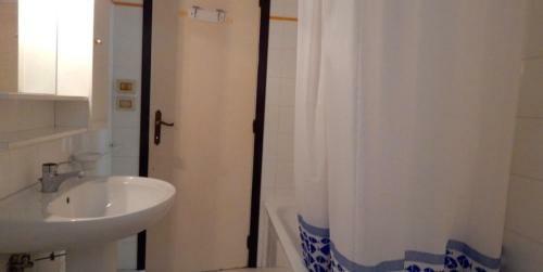 Apartamento M75 - Marcelli, Trilocale Con Ampio Giardino