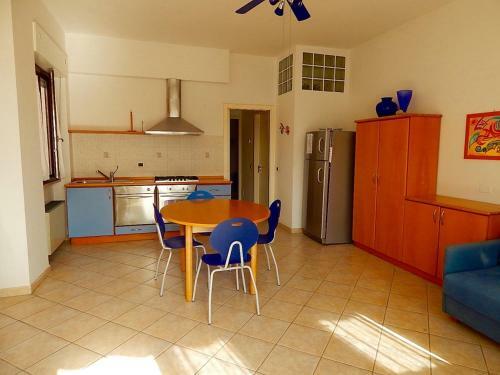 Apartamento M173 - Marcelli, Trilocale Con Giardino E Doppi Servizi