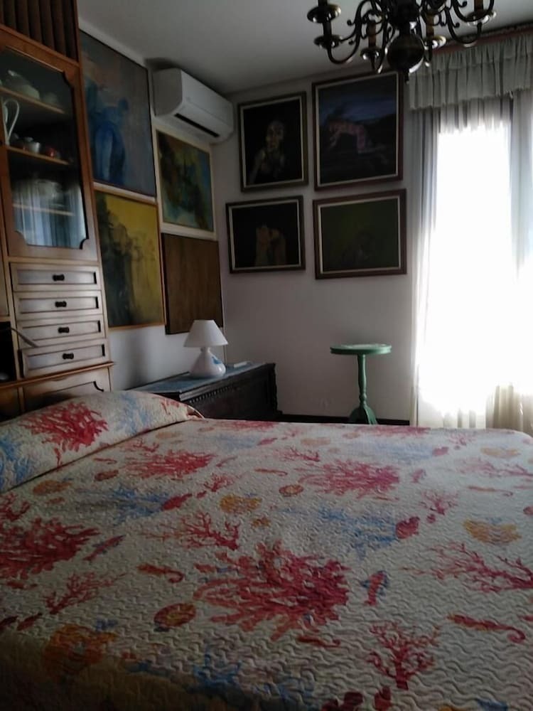 Hostal L'onda