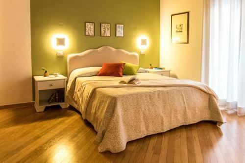 Hostal Tetide Home