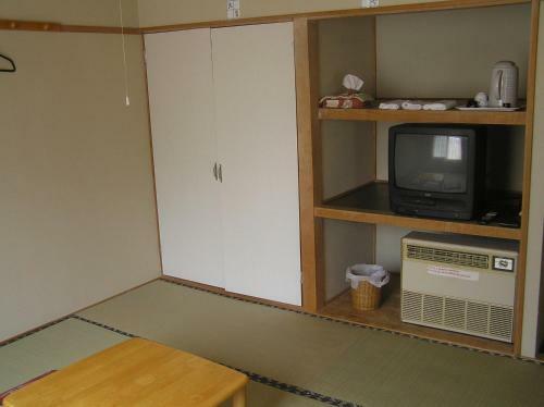 Hostal Pension Young House
