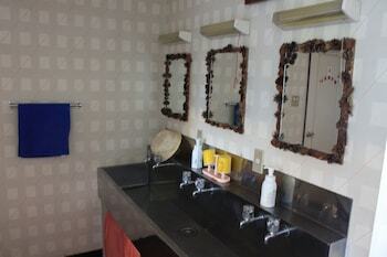 Hostal Alpine Backpackers