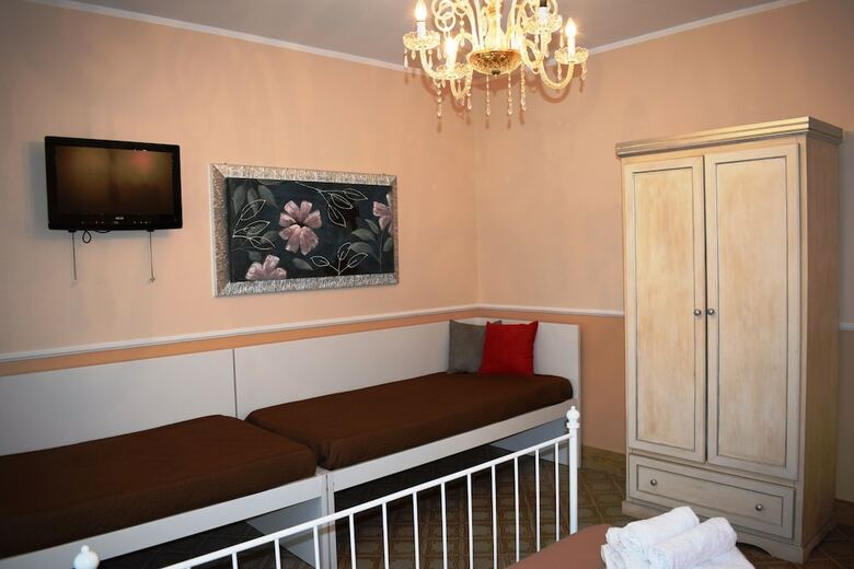 Hostal Maison Landolina