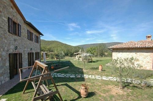 Passignano Sul Trasimeno Apartment Sleeps 4 Pool