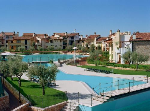 Holidays Garda Resort Village