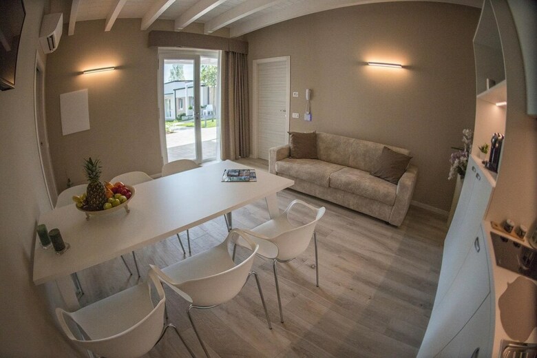 Aurora Aparthotel