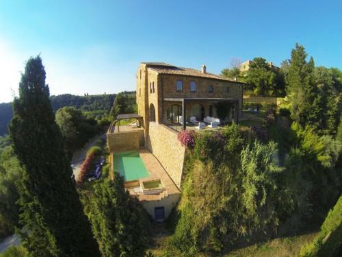 Petrognano Villa Sleeps 16 Pool Air Con Wifi