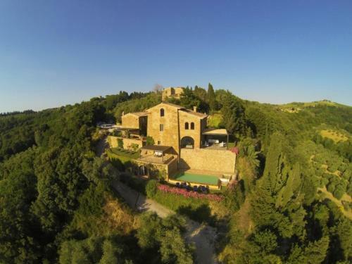 Petrognano Villa Sleeps 16 Pool Air Con Wifi