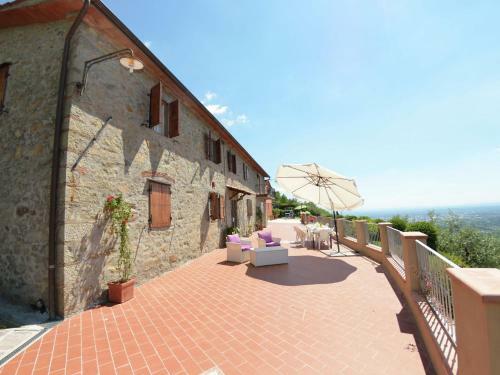 Charming Cottage In Petrognano With Swimming Pool