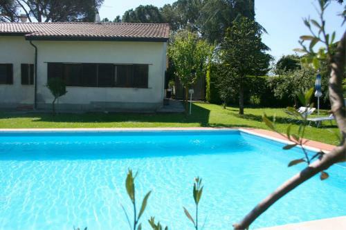 Petrignano Villa Sleeps 10 Pool Air Con Wifi