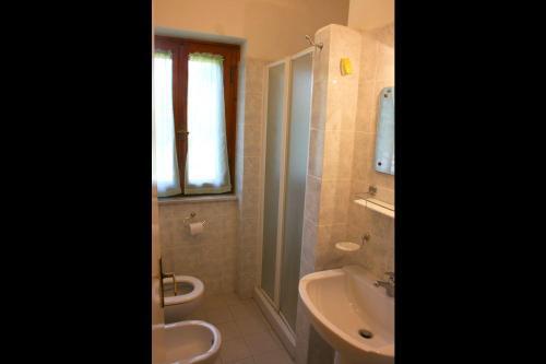 Petrignano Villa Sleeps 10 Pool Air Con Wifi