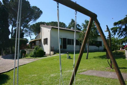 Petrignano Villa Sleeps 10 Pool Air Con Wifi