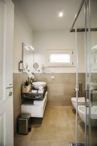 Hostal Riviera Carducci Rooms
