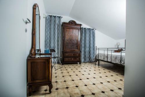 20th Century B&B