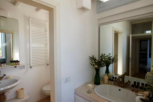Polignano A Mare Villa Sleeps 12 Pool Air Con Wifi