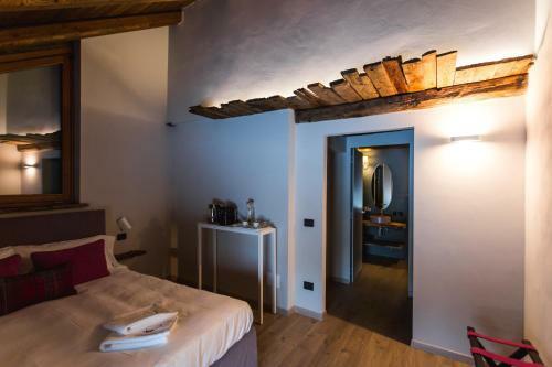 Hostal Granuit Room & Breakfast