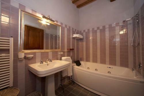 Strada In Chianti Apartment Sleeps 4 Pool Air Con