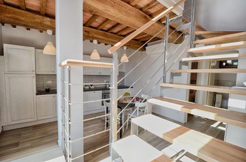 Sorrezzana Villa Sleeps 6 Pool Air Con Wifi