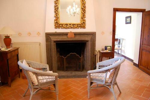 Strada Statale Flaminia Villa Sleeps 17 Pool Wifi