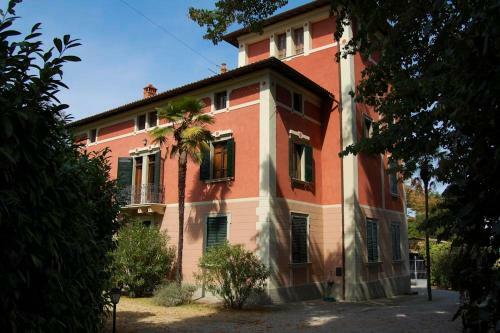 Strada Statale Flaminia Villa Sleeps 17 Pool Wifi