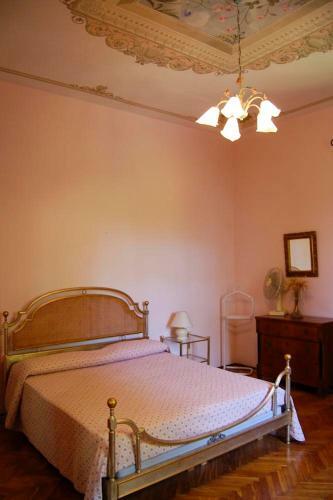 Strada Statale Flaminia Villa Sleeps 17 Pool Wifi