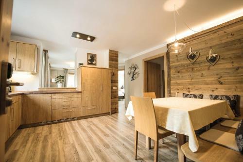Apartments Sella